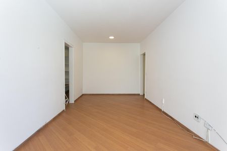 Apartamento para alugar com 61m², 2 quartos e 1 vaga Apartamento para alugar com 61m², 2 quartos e 1 vagaSala
