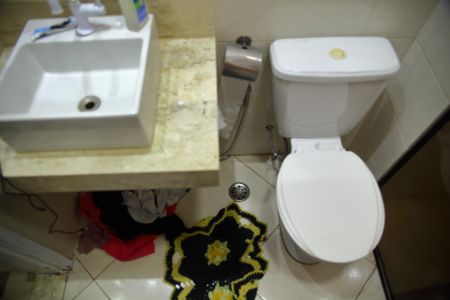 Apartamento à venda com 72m², 3 quartos e 2 vagasBanheiro da Suíte