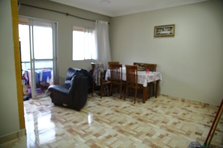 Apartamento à venda com 72m², 3 quartos e 2 vagasSala