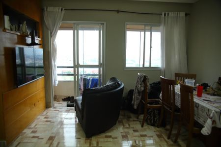 Apartamento à venda com 72m², 3 quartos e 2 vagasSala