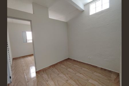 Casa para alugar com 35m², 1 quarto e sem vaga Casa para alugar com 35m², 1 quarto e sem vagaSala