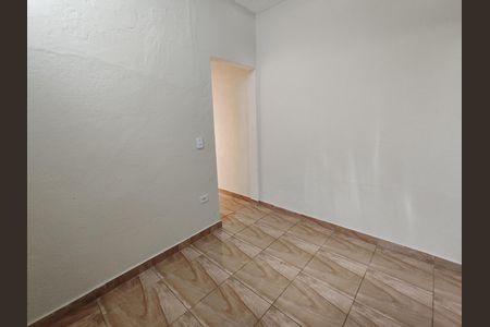 Casa para alugar com 35m², 1 quarto e sem vaga Casa para alugar com 35m², 1 quarto e sem vagaSala