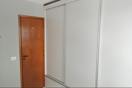 Apartamento para alugar com 66m², 2 quartos e 1 vaga Apartamento para alugar com 66m², 2 quartos e 1 vagaQuarto