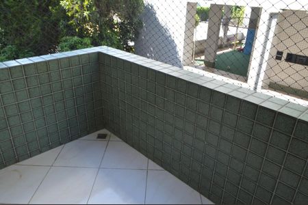 Apartamento para alugar com 66m², 2 quartos e 1 vaga Apartamento para alugar com 66m², 2 quartos e 1 vagaVaranda Sala