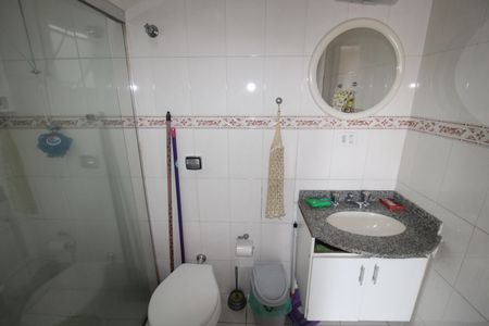 Casa à venda com 243m², 4 quartos e 4 vagasBanheiro 3
