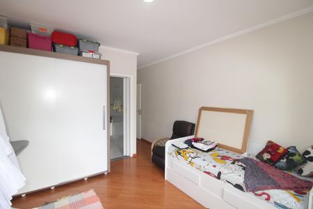 Casa à venda com 243m², 4 quartos e 4 vagasQuarto 2