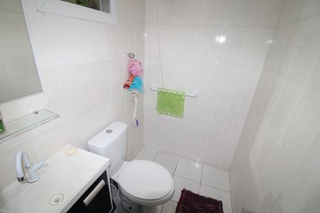 Casa à venda com 243m², 4 quartos e 4 vagasBanheiro 2