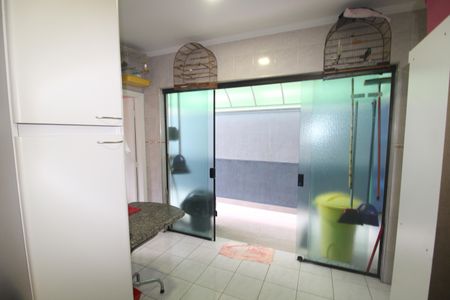 Casa à venda com 243m², 4 quartos e 4 vagasCozinha