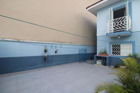 Casa à venda com 243m², 4 quartos e 4 vagasQuintal