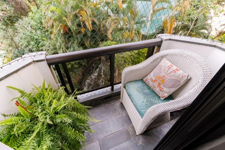 Apartamento à venda com 176m², 3 quartos e 3 vagasVaranda - Suíte 3