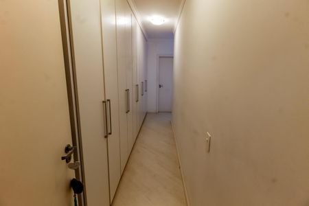 Apartamento à venda com 176m², 3 quartos e 3 vagasSuíte 3 - armários
