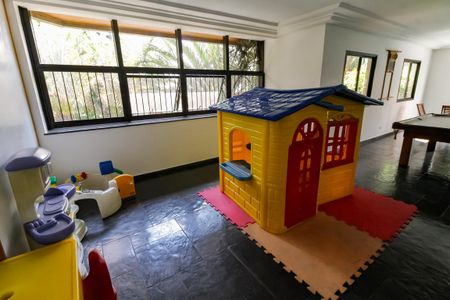 Apartamento à venda com 176m², 3 quartos e 3 vagasBrinquedoteca