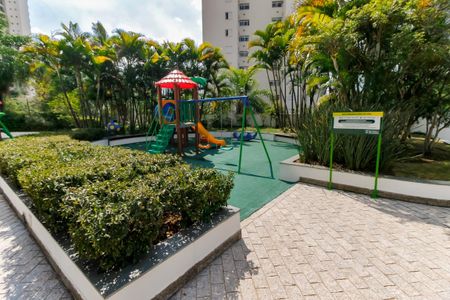 Apartamento à venda com 176m², 3 quartos e 3 vagasÁrea comum - Playground