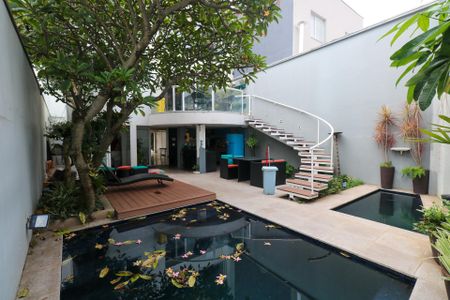 Casa à venda com 380m², 3 quartos e 6 vagas Casa à venda com 380m², 3 quartos e 6 vagasÁrea Gourmet