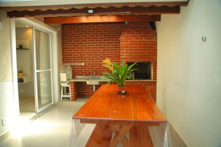 Casa de condomínio à venda com 108m², 3 quartos e 3 vagasVaranda da Sala