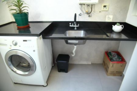 Casa de condomínio à venda com 108m², 3 quartos e 3 vagasÁrea de Serviço