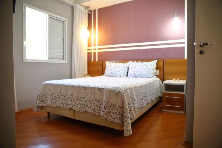 Casa de condomínio à venda com 108m², 3 quartos e 3 vagasSuíte