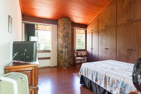 Casa de condomínio para alugar com 600m², 5 quartos e 5 vagasQuarto 2