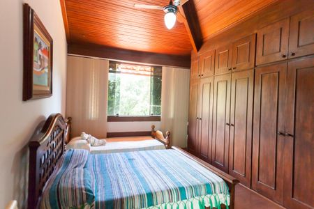 Casa de condomínio para alugar com 600m², 5 quartos e 5 vagasQuarto 1