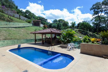 Casa de condomínio para alugar com 600m², 5 quartos e 5 vagasPiscina