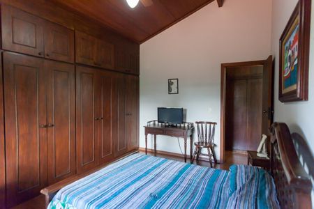 Casa de condomínio para alugar com 600m², 5 quartos e 5 vagasQuarto 1