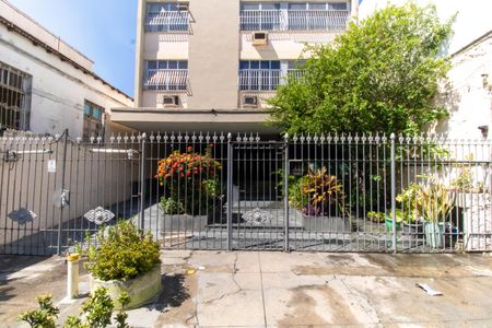 Apartamento à venda com 70m², 2 quartos e sem vaga Apartamento à venda com 70m², 2 quartos e sem vagaFachada