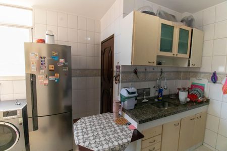 Apartamento à venda com 70m², 2 quartos e sem vaga Apartamento à venda com 70m², 2 quartos e sem vagaCozinha e Área de Serviço