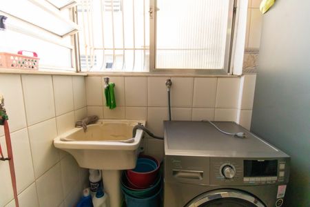 Apartamento à venda com 70m², 2 quartos e sem vaga Apartamento à venda com 70m², 2 quartos e sem vagaCozinha e Área de Serviço