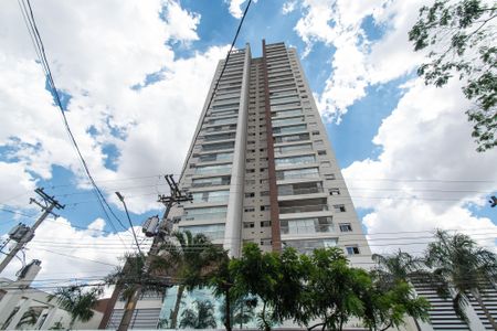Apartamento à venda com 105m², 2 quartos e 2 vagasFachada
