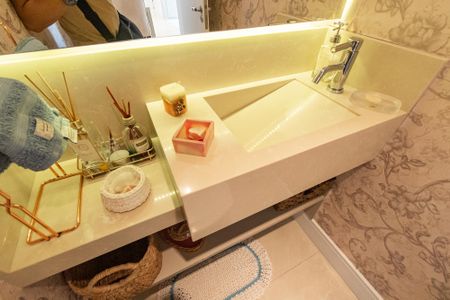 Apartamento à venda com 105m², 2 quartos e 2 vagasLavabo