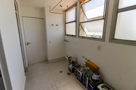 Apartamento para alugar com 175m², 3 quartos e 3 vagas Apartamento para alugar com 175m², 3 quartos e 3 vagasÁrea de Serviço