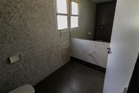 Apartamento para alugar com 175m², 3 quartos e 3 vagas Apartamento para alugar com 175m², 3 quartos e 3 vagasBanheiro da Suíte