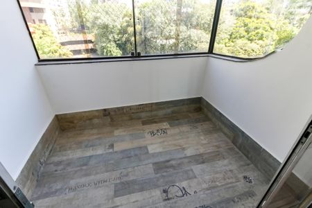 Apartamento para alugar com 175m², 3 quartos e 3 vagas Apartamento para alugar com 175m², 3 quartos e 3 vagasVaranda da Sala