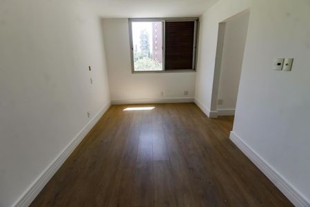 Apartamento para alugar com 175m², 3 quartos e 3 vagas Apartamento para alugar com 175m², 3 quartos e 3 vagasSuíte