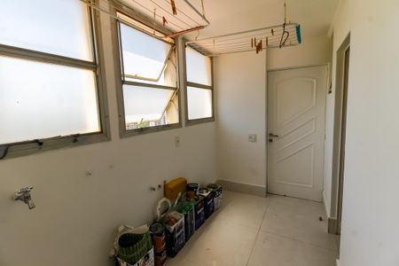 Apartamento para alugar com 175m², 3 quartos e 3 vagas Apartamento para alugar com 175m², 3 quartos e 3 vagasÁrea de Serviço