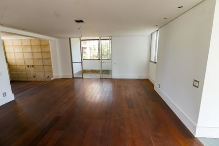 Apartamento para alugar com 175m², 3 quartos e 3 vagas Apartamento para alugar com 175m², 3 quartos e 3 vagasSala 1