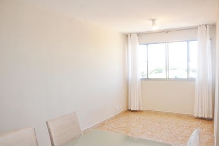 Apartamento à venda com 63m², 2 quartos e 1 vaga Apartamento à venda com 63m², 2 quartos e 1 vagaDetalhe - Sala