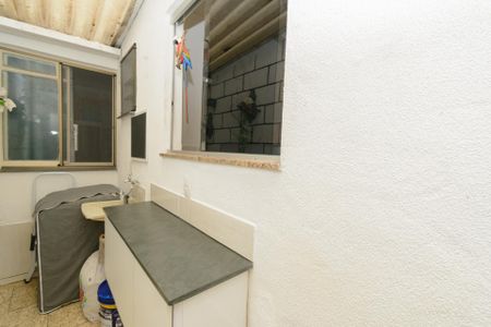 Apartamento para alugar com 45m², 2 quartos e 1 vaga Apartamento para alugar com 45m², 2 quartos e 1 vagaÁrea de Serviço