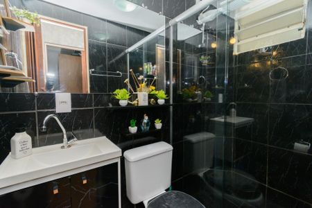 Apartamento para alugar com 45m², 2 quartos e 1 vaga Apartamento para alugar com 45m², 2 quartos e 1 vagaBanheiro