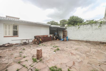 Casa à venda com 120m², 2 quartos e 2 vagas Casa à venda com 120m², 2 quartos e 2 vagasPátio