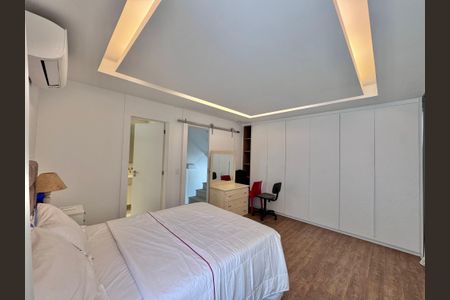 Casa de condomínio à venda com 906m², 5 quartos e 3 vagasSuíte 3