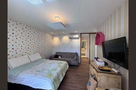 Casa de condomínio à venda com 906m², 5 quartos e 3 vagasSuíte 4