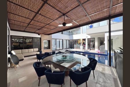 Casa de condomínio à venda com 906m², 5 quartos e 3 vagasÁrea comum