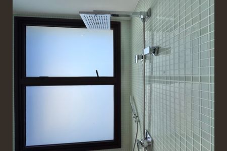 Casa de condomínio à venda com 906m², 5 quartos e 3 vagasBanheiro da Suíte