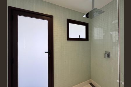 Casa de condomínio à venda com 906m², 5 quartos e 3 vagasBanheiro da Suíte 2