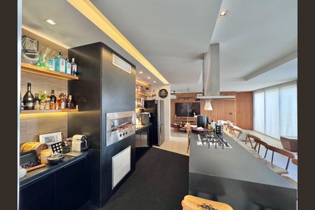 Casa de condomínio à venda com 906m², 5 quartos e 3 vagasSala