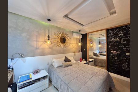 Casa de condomínio à venda com 906m², 5 quartos e 3 vagasSuíte 5