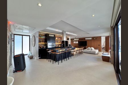 Casa de condomínio à venda com 906m², 5 quartos e 3 vagasSala