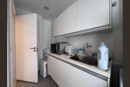 Casa de condomínio à venda com 906m², 5 quartos e 3 vagasÁrea de Serviço