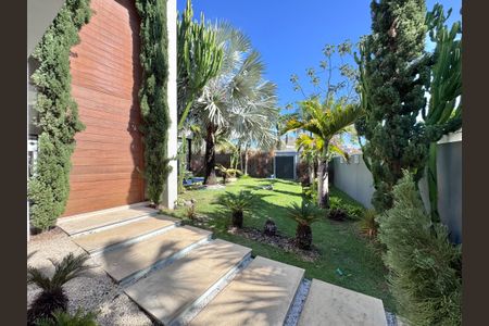 Casa de condomínio à venda com 906m², 5 quartos e 3 vagasÁrea comum